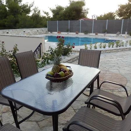 Terra Relaxa Apartment Loutraki Exterior photo